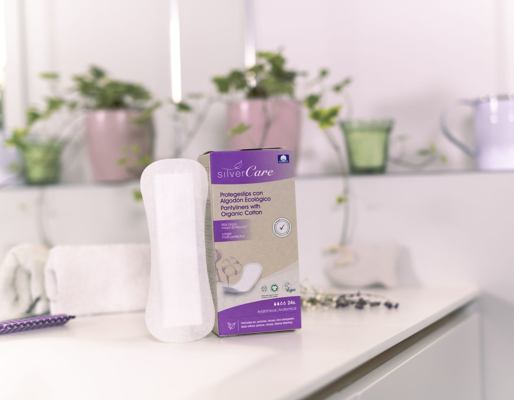 Wkładki ekologiczne anatomiczne Silver Care 100% bawełna organiczna 24 szt.